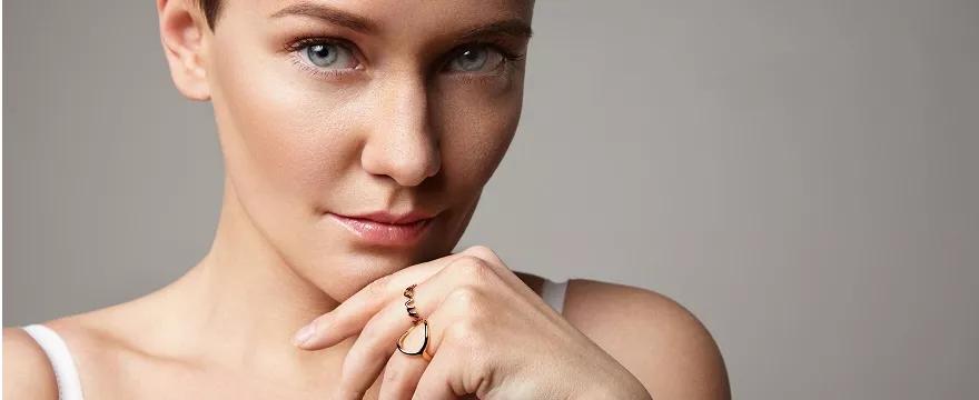 Czy witamina E dobroczynnie działa na skórę?