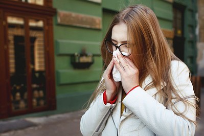 Sezon na alergie START! Zobacz co pyli na wiosnę i jakie są objawy alergii