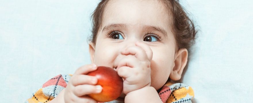 Obniżona odporność u dziecka: objawy, przyczyny i wspieranie układu immunologicznego