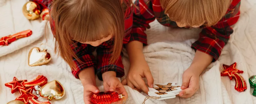 Proste dekoracje świąteczne DIY dla dzieci