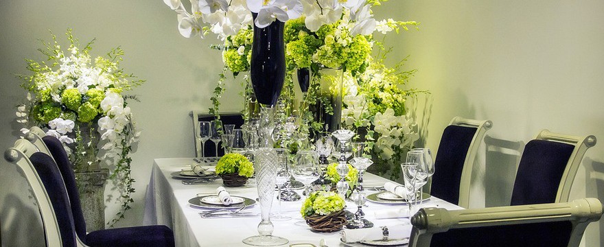 Krzesła do jadalni w dobrym stylu