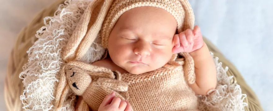 Masaż niemowlaka – dlaczego warto go wykonywać i jak się to robi?